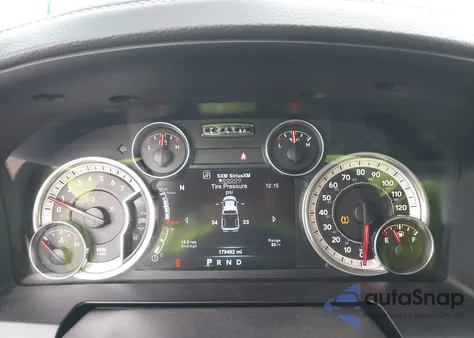 2015 Ram 1500 Sport из США, поврежденный, VIN 1C6RR7MT3FS697825